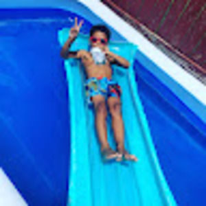 Meet your Posher, Raquel